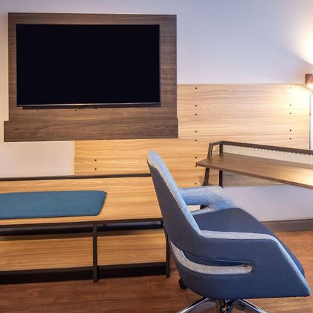 Tru By Hilton Yakima Airport Hotell Exteriör bild