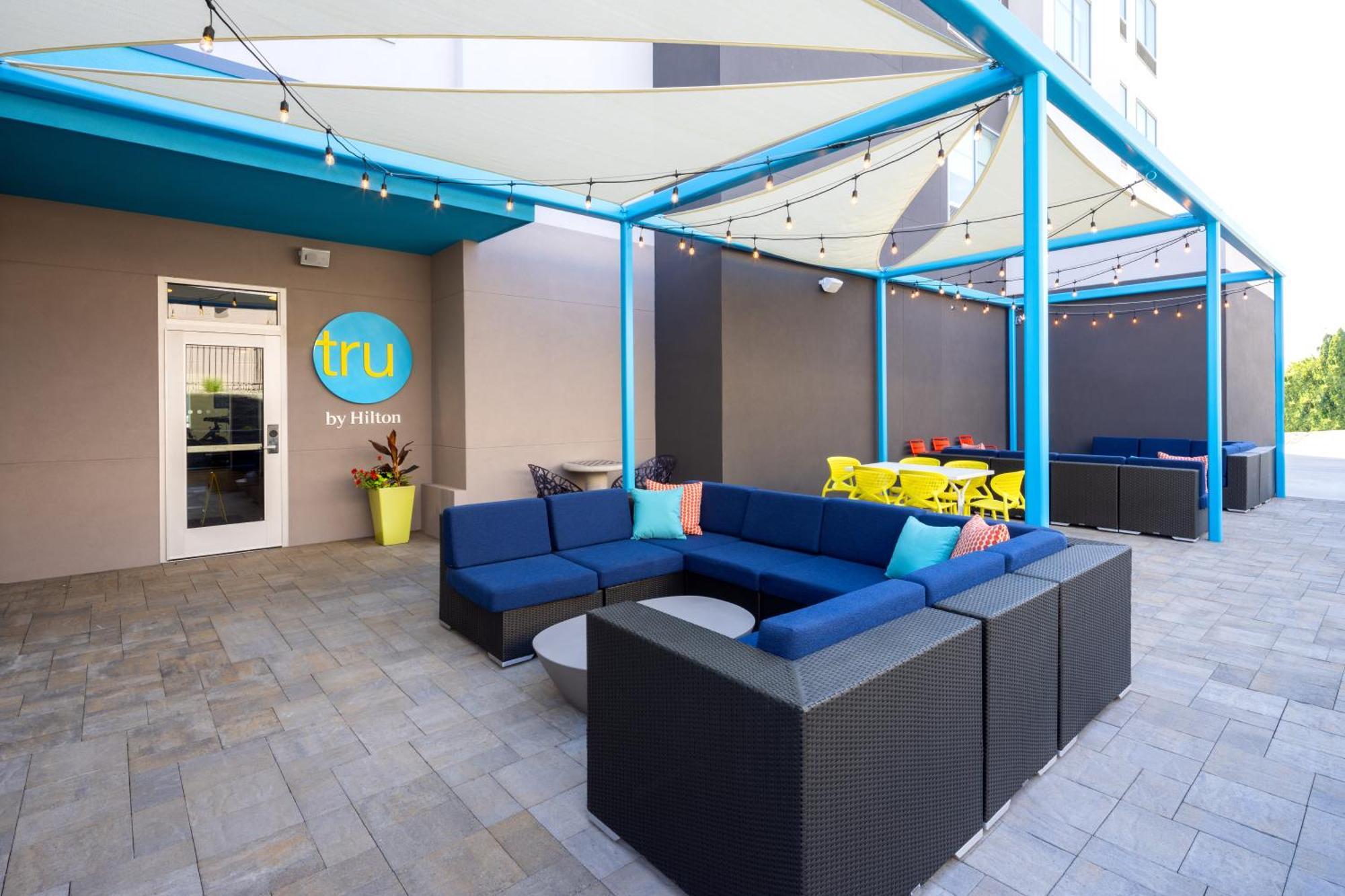 Tru By Hilton Yakima Airport Hotell Exteriör bild